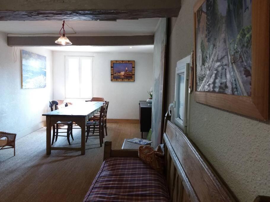 Apartament Charme Centre Historique 17E Siecle Aramon Zewnętrze zdjęcie